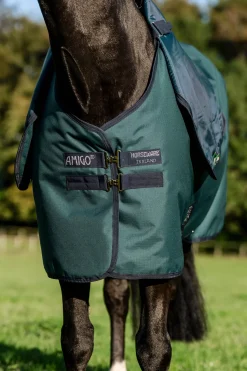 Horseware Amigo Ripstop 900D Plus Weidedecke mit abnehmbarem Halsteil, 100 g* Leichte Weidedecken