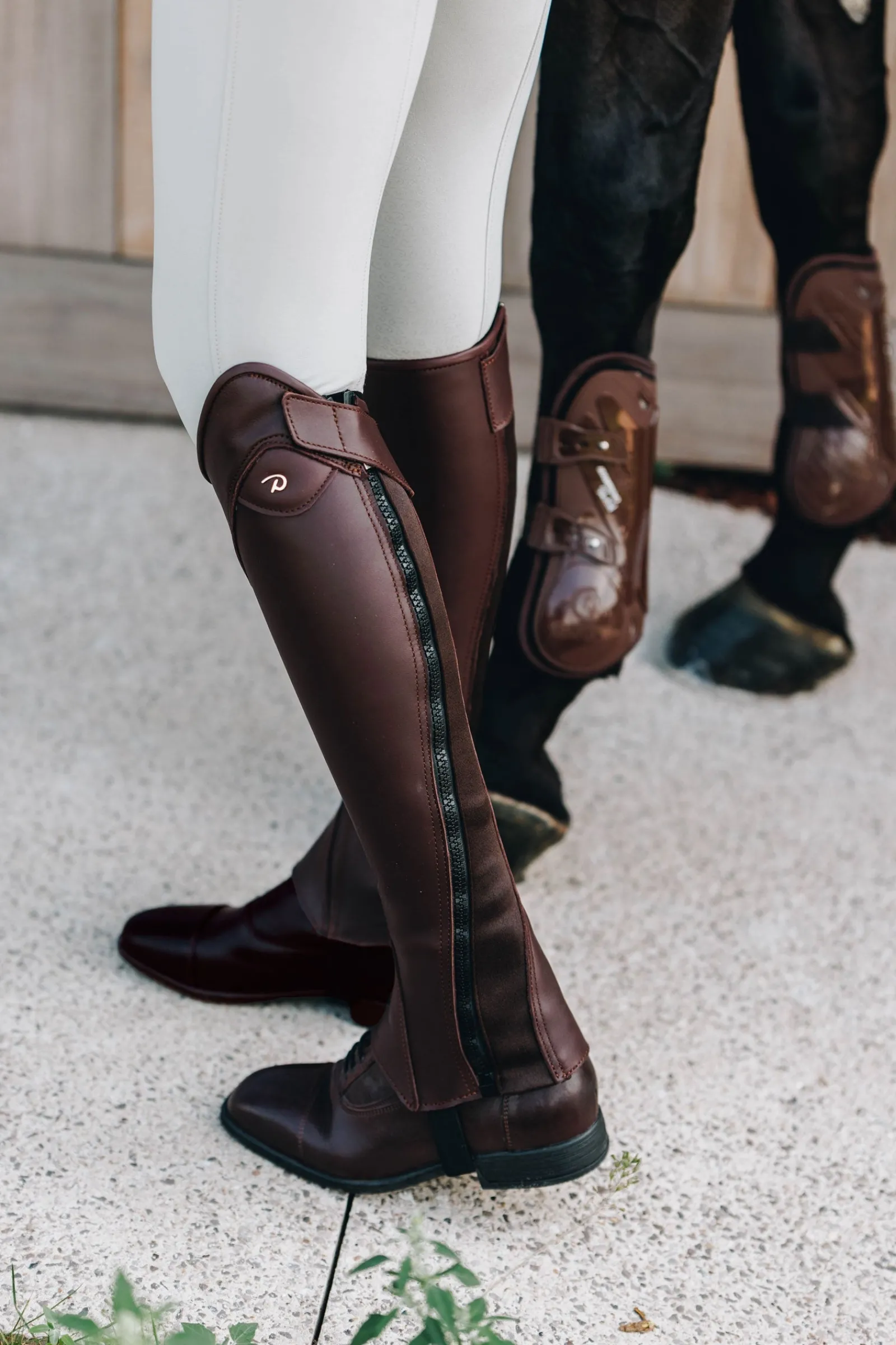 Dy'on Classic Comfort Chaps* Chaps & Stiefelschäfte