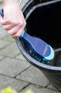 LeMieux Eimerbürste* Pferdebürsten