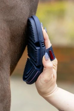 LeMieux Flexi Striegel* Pferdebürsten