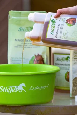 Stiefel Gelenkkräuter Saft, 1l* Ergänzungsfuttermittel Für Pferde