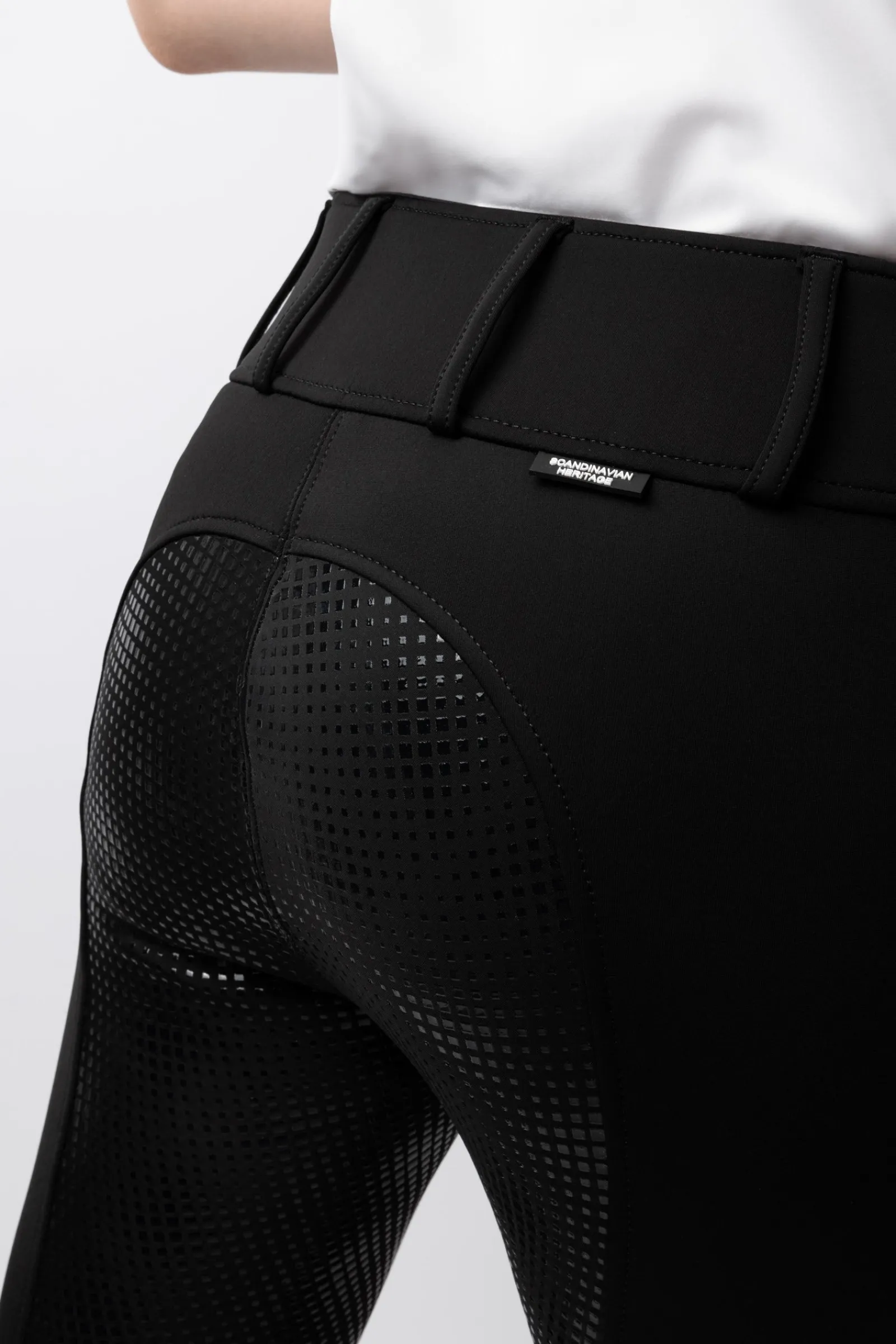 Horze Grand Prix Damen Winterreithose aus Softshellmaterial mit Vollbesatz und Silikon Grip*Damen Thermoreithosen Und -Reitleggins Für Damen