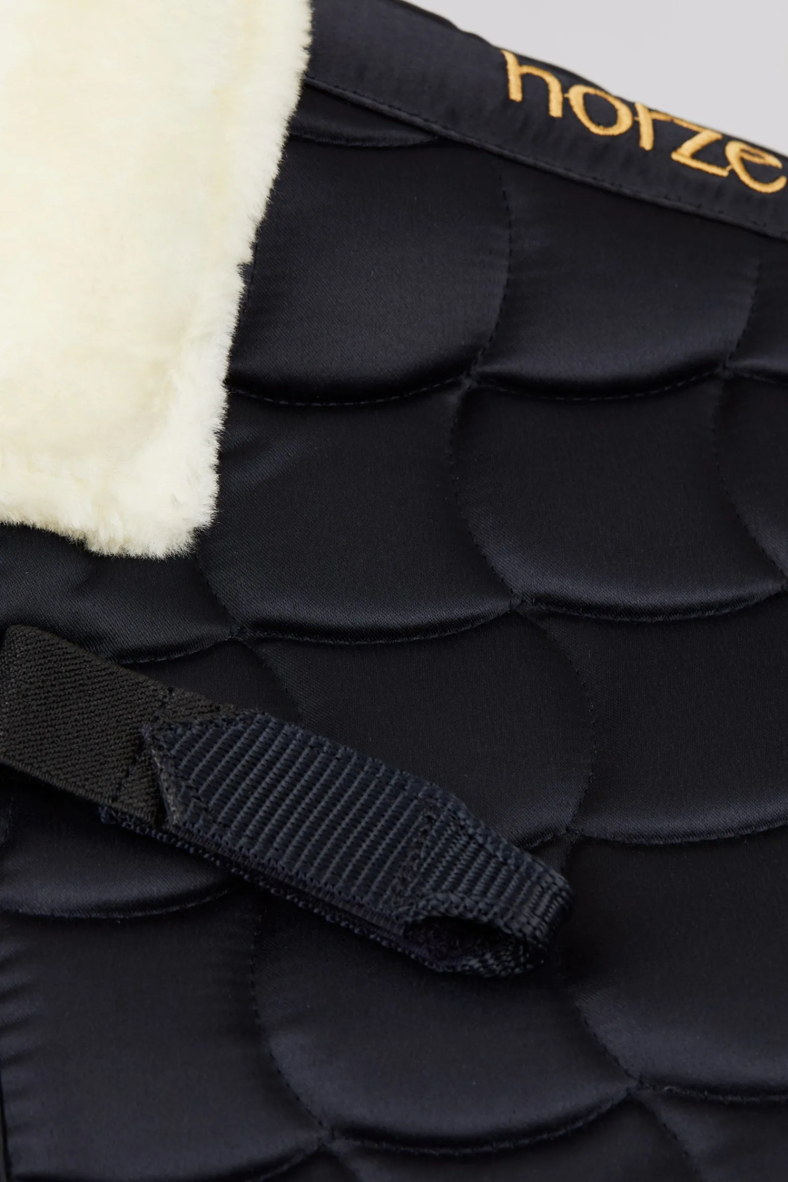 Horze Houston Dressurschabracke mit Kunstfell* Dressurschabracken