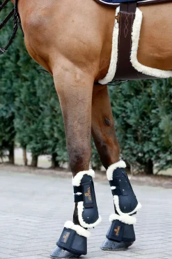 Kentucky Horsewear Lammfell Stollengurt* Sattelgurte
