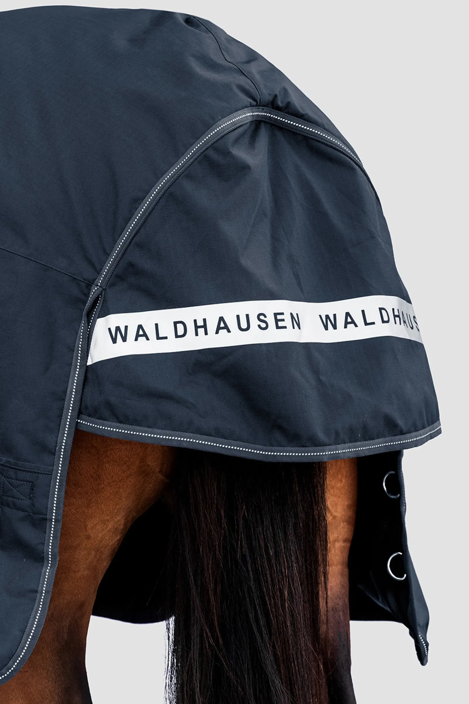 Waldhausen Outdoor Rug Arctic High Neck 200 g* Mittelschwere & Schwere Winterdecken
