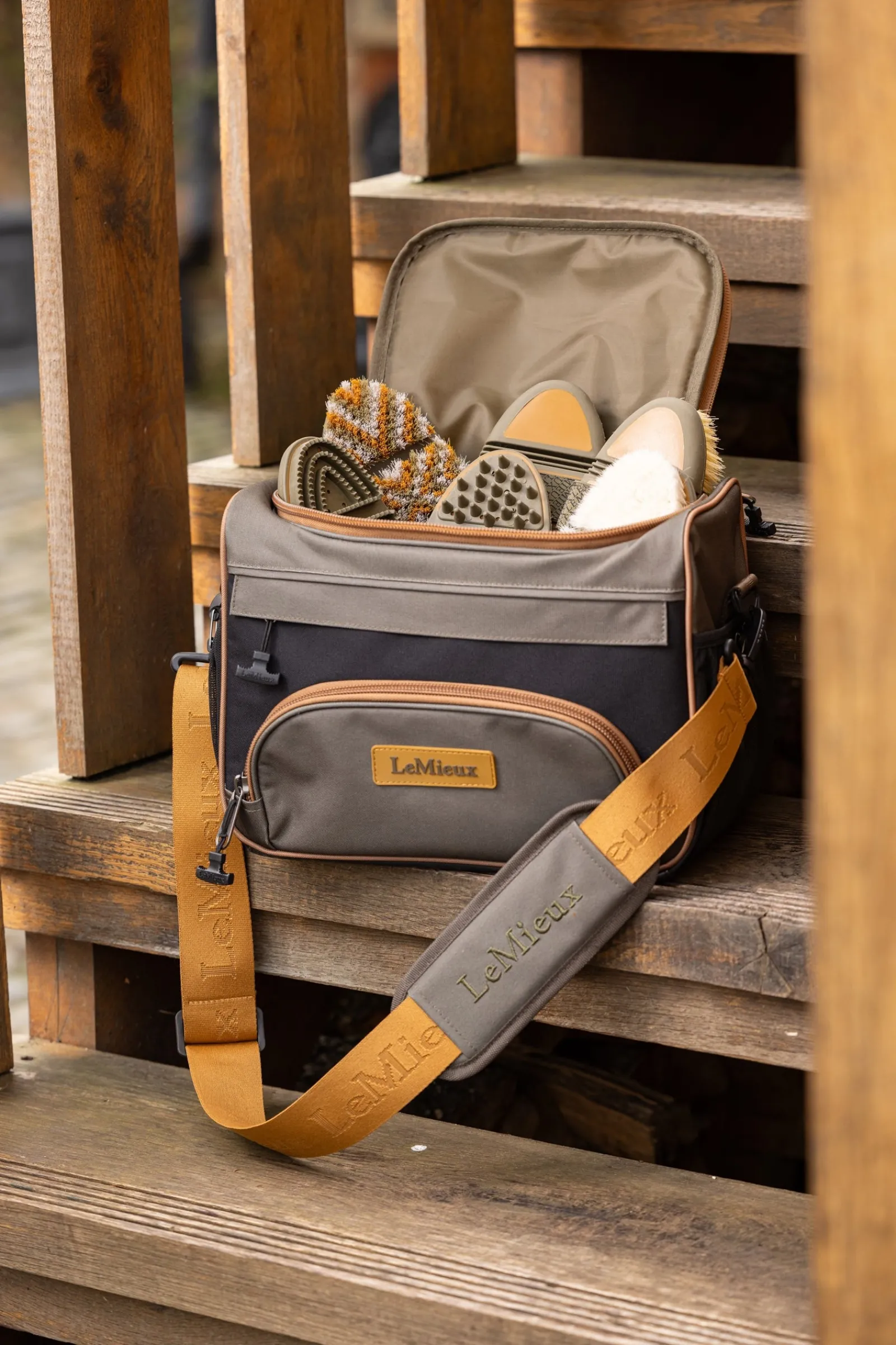 LeMieux ProKit Lite Putztasche* Putzboxen & Sets