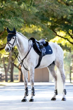 LeMieux Puissance Close Contact Springschabracke aus Wildlederimitat* Spring- & Vielseitigkeitsschabracken