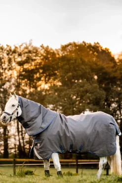 Horseware Rhino Hexstop Vari-Layer Weidedecke, 250g* Mittelschwere & Schwere Winterdecken