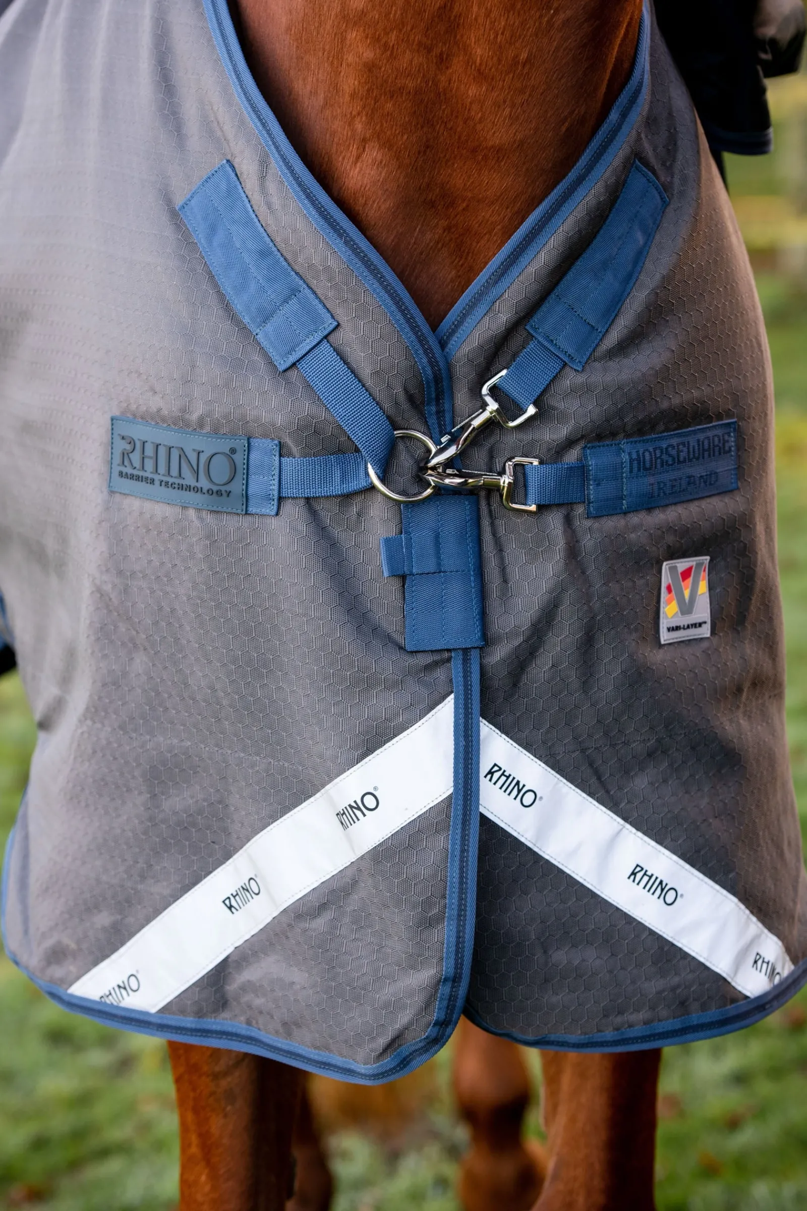 Horseware Rhino Hexstop Vari-Layer Weidedecke, 250g* Mittelschwere & Schwere Winterdecken