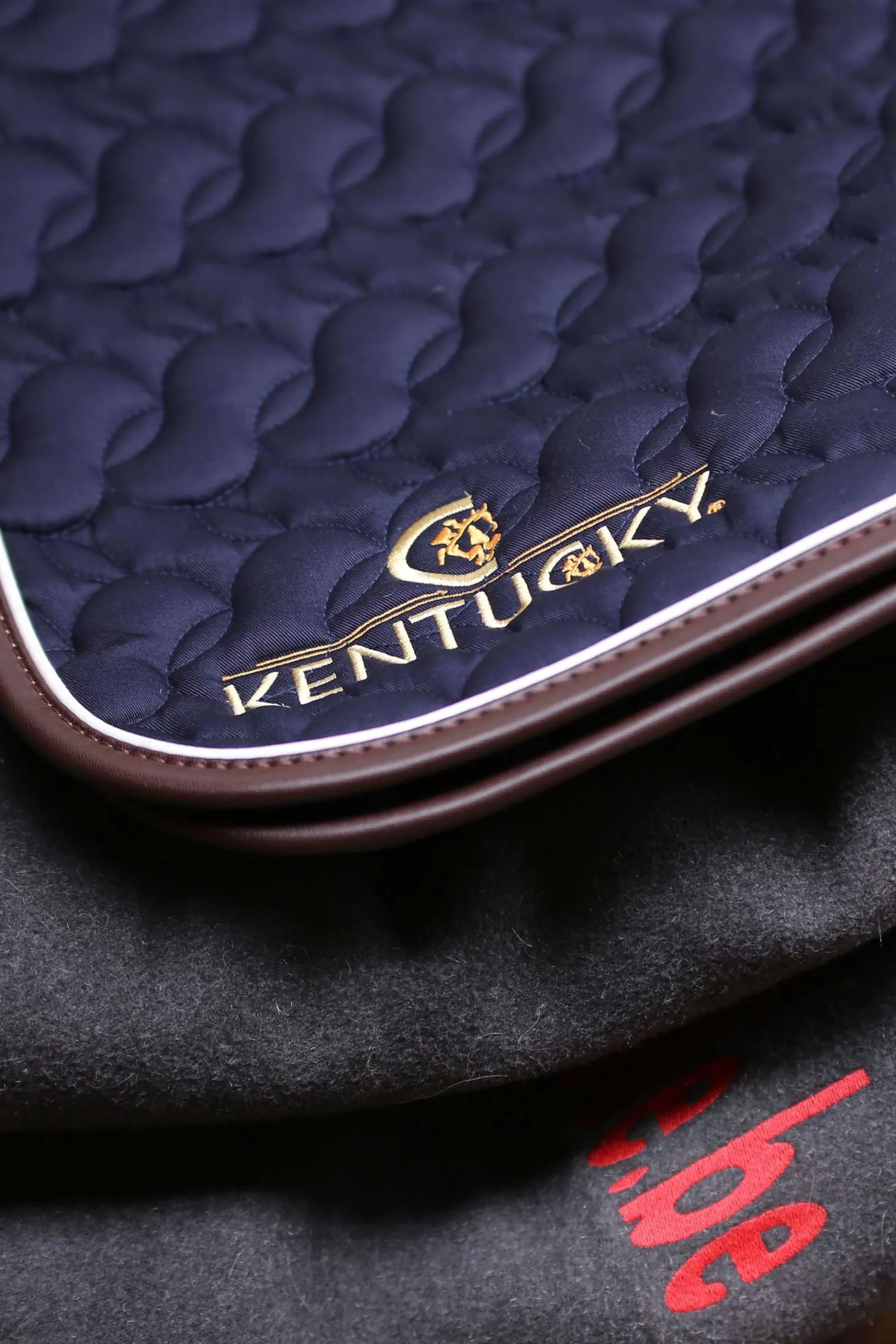 Kentucky Horsewear Schabracke Absorb* Spring- & Vielseitigkeitsschabracken