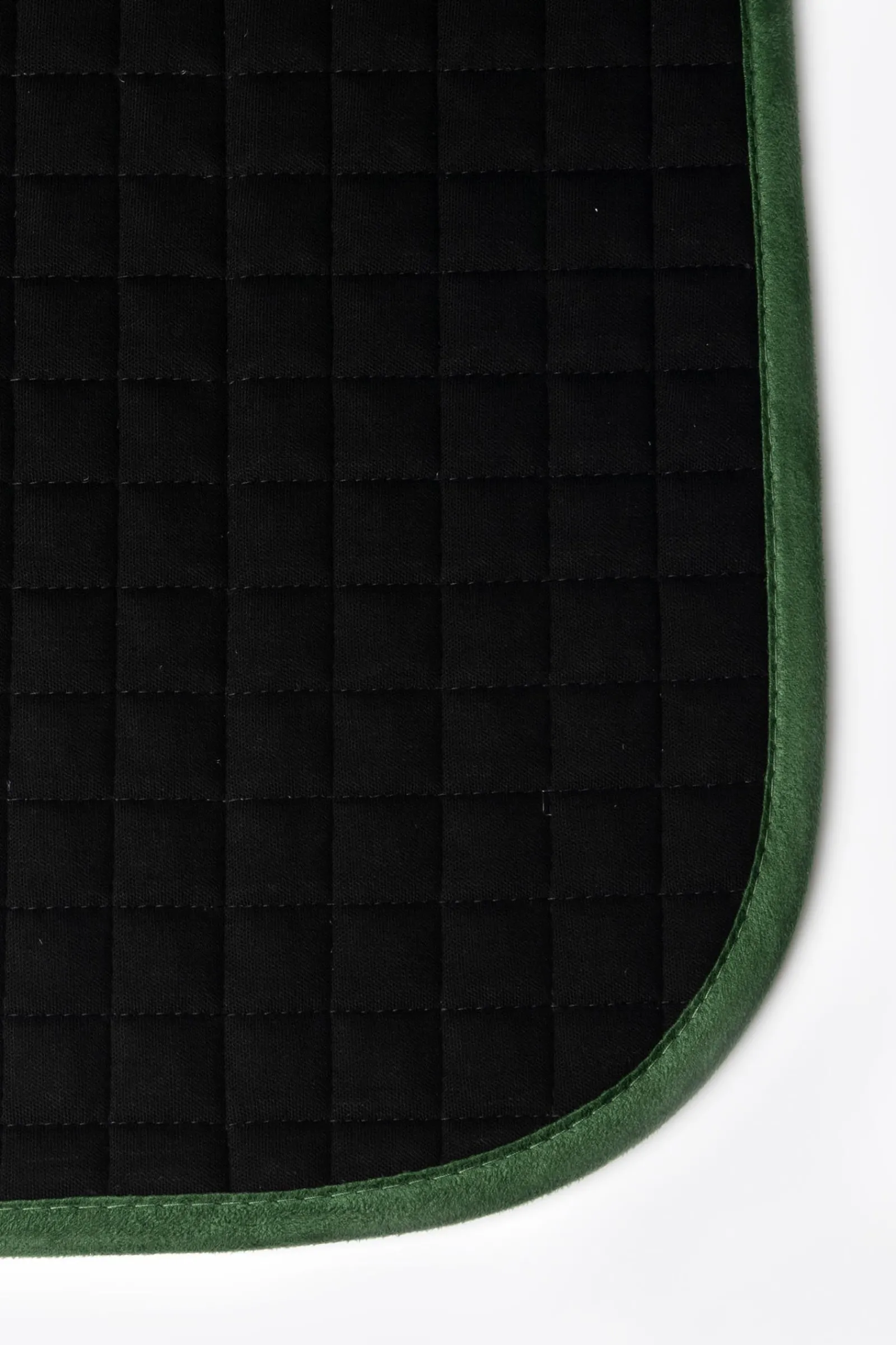 LeMieux Suede Luxuriöse saisonale Dressurschabracke* Dressurschabracken