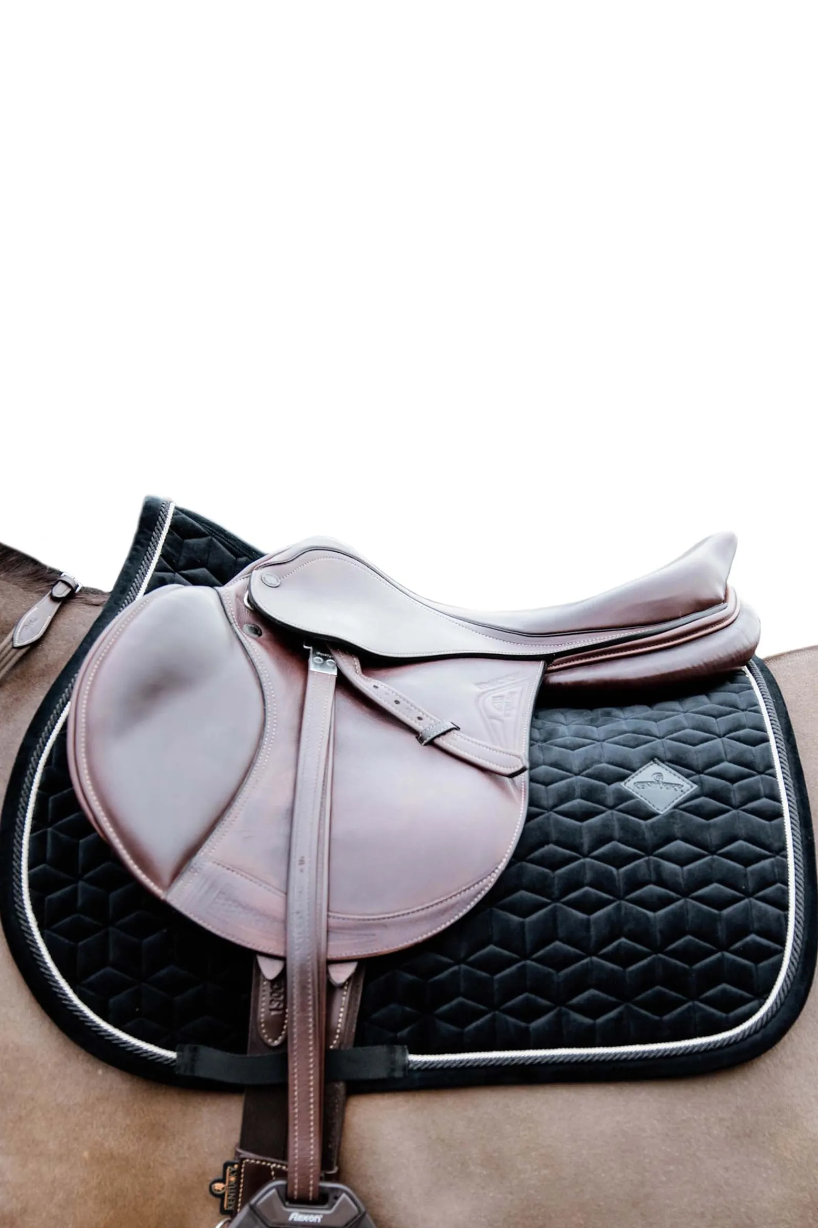 Kentucky Horsewear Velvet Basic Springschabracke* Spring- & Vielseitigkeitsschabracken