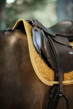 Kentucky Horsewear Velvet Springschabracke* Spring- & Vielseitigkeitsschabracken