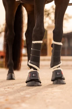 B Vertigo Wellington Hufglocken* Over Reach Boots